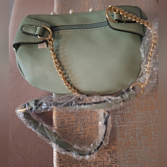 COPY - Olive Green Pearl Fanny Pack, New never worn - Picture 4 of 6